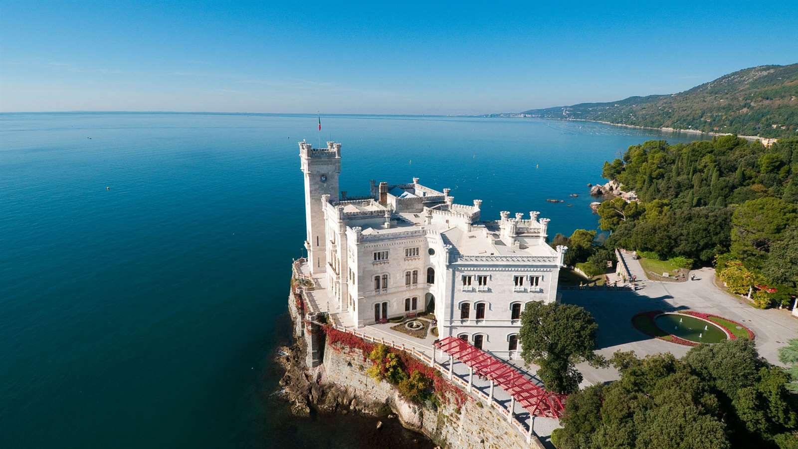 Ð?аÑ?Ñ?инки по запÑ?оÑ?Ñ? miramare castle trieste