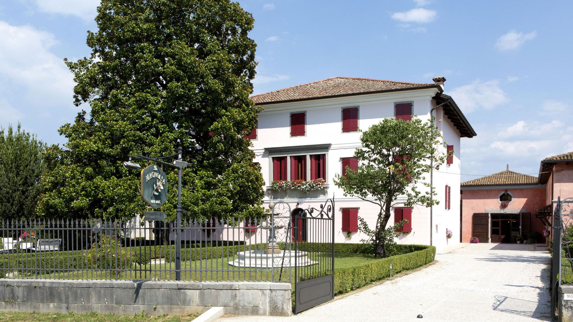 ESTERNO