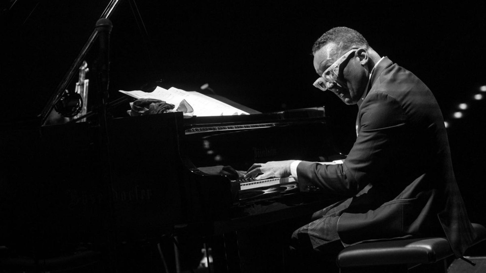 Gonzalo Plays Pino - Rileggendo Pino Daniele