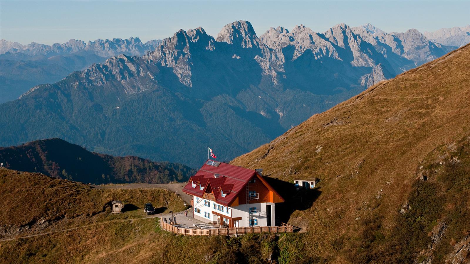 Rifugio Marinelli nelle Alpi Carniche