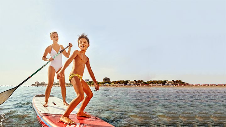 Paragrafo - img dx -1. E' adatto a TUTTI e si può praticare sulla spiaggia!