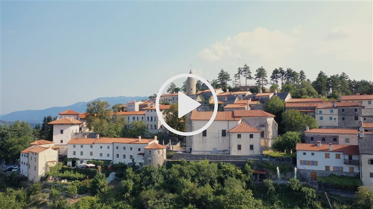 Par click UL img dx 50% - Tradizioni goccia